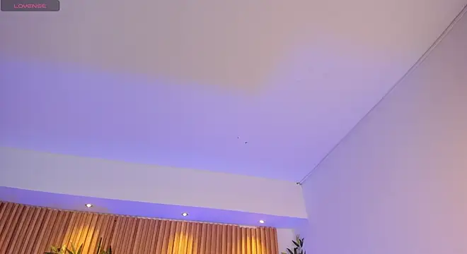 Ivaannaa  online show from March 2026 10:53:01 AM