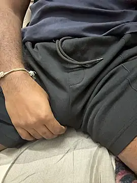 Snapshot of monstercock1110 chatting on November 2025 05:49:01 PM monstercock1110 online show from November 2025 05:49:01 PM