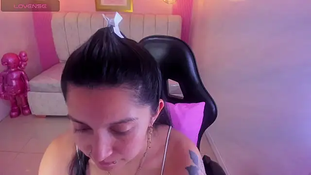 madhison klain s online show from January 2026 08:21:01 PM