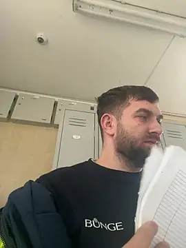 Snapshot of daniel21p chatting on February 2026 08:37:02 AM daniel21p online show from February 2026 08:37:02 AM