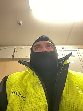 Snapshot of daniel21p chatting on March 2026 02:03:01 AM daniel21p online show from March 2026 02:03:01 AM