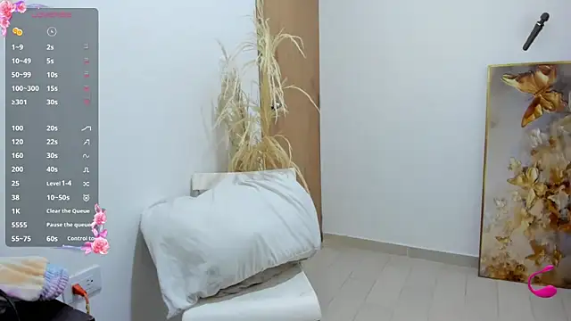 jessyegoldenn online show from March 2026 02:23:02 PM