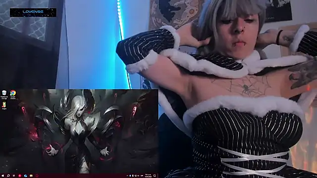 Snapshot of Hisato111 chatting on January 2026 12:32:02 PM Hisato111 online show from January 2026 12:32:02 PM