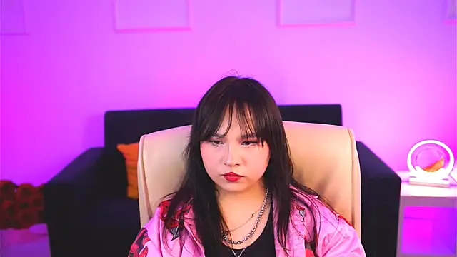 Snapshot of HanaWise chatting on March 2025 08:13:01 AM HanaWise online show from March 2025 08:13:01 AM