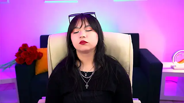 Snapshot of HanaWise chatting on March 2025 08:15:01 AM HanaWise online show from March 2025 08:15:01 AM