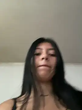 Snapshot of Alexandra090 chatting on February 2025 07:41:01 PM Alexandra090 online show from February 2025 07:41:01 PM