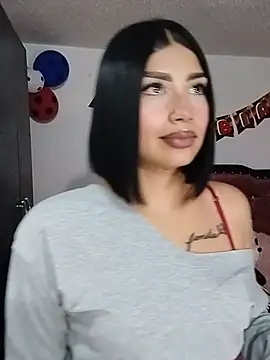 Snapshot of Kylie_brazt chatting on July 2026 04:03:01 AM Kylie brazt online show from July 2026 04:03:01 AM