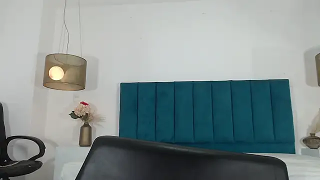 AnnHouston1 online show from February 2025 11:41:02 AM