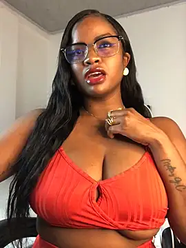 Snapshot of ValerieBlakee chatting on May 2026 12:22:02 PM ValerieBlakee online show from May 2026 12:22:02 PM