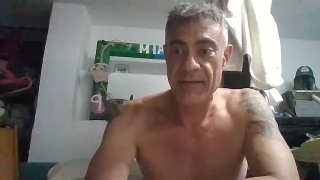 Snapshot of Shun4627 chatting on July 2026 11:31:01 PM Shun4627 online show from July 2026 11:31:01 PM