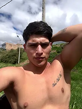 Snapshot of MaxxxSteil chatting on January 2026 06:56:02 PM MaxxxSteil online show from January 2026 06:56:02 PM