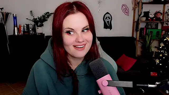 Snapshot of Della_Ideal chatting on January 2026 06:11:01 PM Della Ideal online show from January 2026 06:11:01 PM