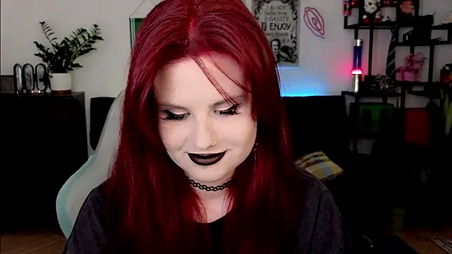 Snapshot of Della_Ideal chatting on March 2026 06:54:01 PM Della Ideal online show from March 2026 06:54:01 PM