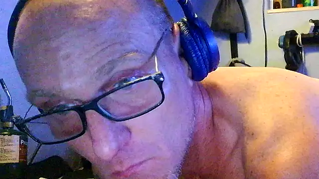 Snapshot of PornStro921 chatting on May 2026 09:23:01 PM PornStro921 online show from May 2026 09:23:01 PM