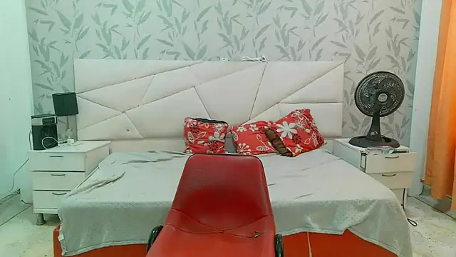 Snapshot of SexyPamela69 chatting on April 2026 06:17:02 PM SexyPamela69 online show from April 2026 06:17:02 PM