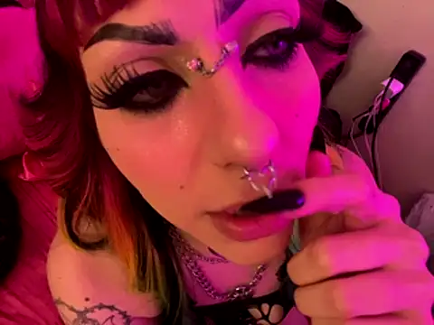 ChrryFoxx online show from October 2025 08:36:02 AM