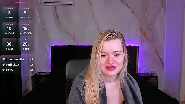 CutiePie69   online show from March 2025 02:40:02 AM