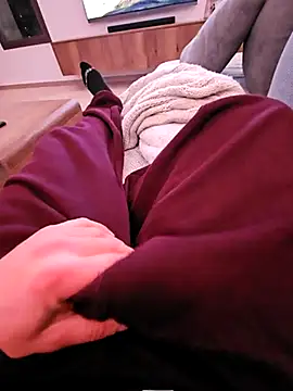 Mpinios online show from March 2025 09:16:01 PM