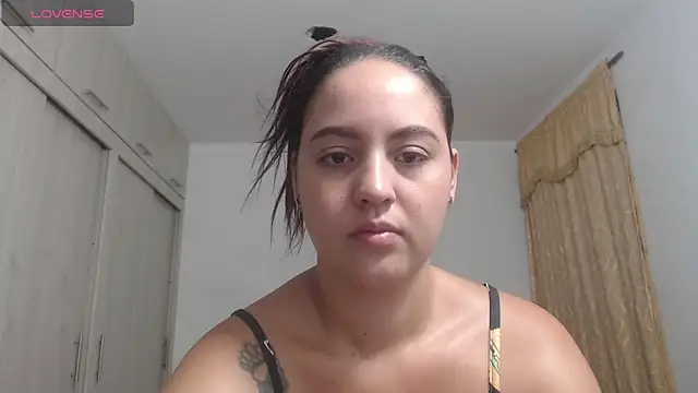 Anthonela Queen online show from September 2025 10:50:01 AM