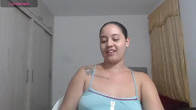 Anthonela Queen online show from October 2025 12:57:01 AM