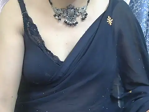 Lovely Manvi online show from November 2025 12:18:01 PM