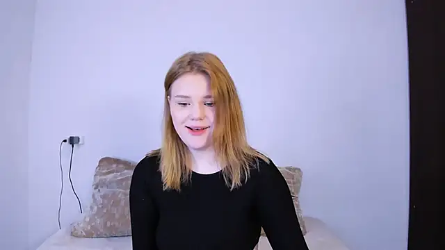 LaseyMoon online show from October 2025 10:41:02 PM