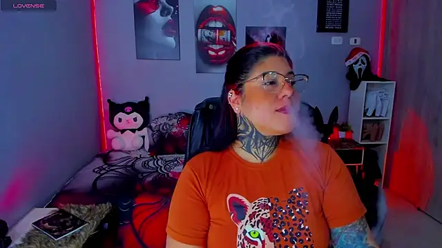 Snapshot of Veronika_metal chatting on November 2025 08:08:02 AM Veronika metal online show from November 2025 08:08:02 AM