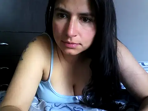 Escarcha-blue online show from February 2025 04:31:02 PM