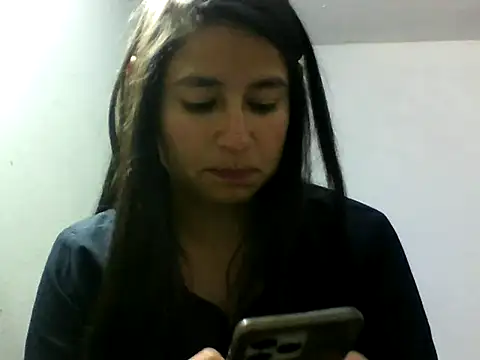 Escarcha-blue online show from February 2025 03:04:02 PM