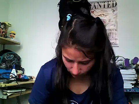 Escarcha-blue online show from March 2025 03:59:01 PM