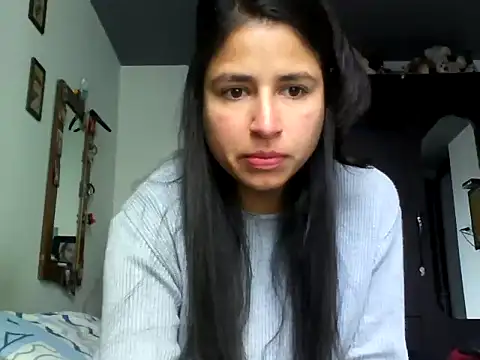 Escarcha-blue online show from March 2025 12:45:01 PM