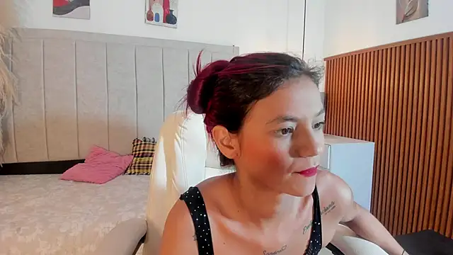Snapshot of gime_lara chatting on May 2026 12:56:02 PM gime lara online show from May 2026 12:56:02 PM