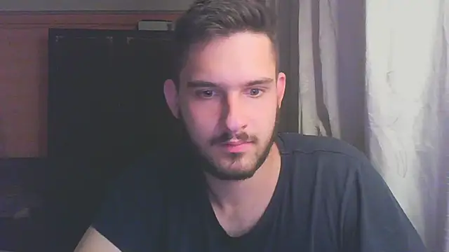 Lumut24 online show from November 2025 06:07:02 PM