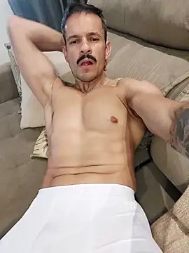 juniortche1313 online show from February 2025 05:04:01 PM