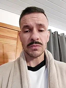 juniortche1313 online show from September 2025 02:56:02 AM