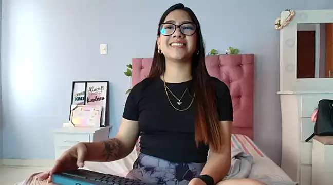 yousweet-Scarett online show from March 2025 03:24:01 PM