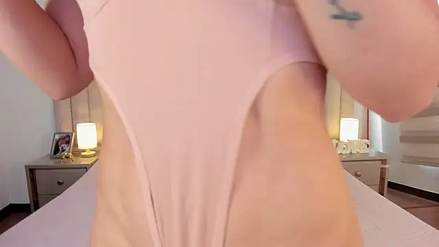 Snapshot of Sophie_Restrepo chatting on November 2025 02:39:02 PM Sophie Restrepo online show from November 2025 02:39:02 PM