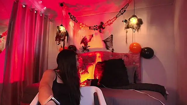 miaoconell online show from October 2025 08:16:02 PM