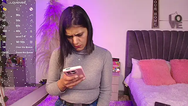 Snapshot of miaoconell chatting on June 2026 03:25:01 AM miaoconell online show from June 2026 03:25:01 AM