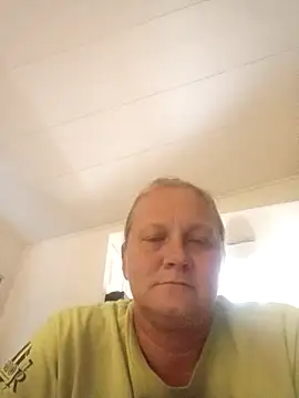 Snapshot of wetnwildforyou chatting on September 2025 06:13:02 PM wetnwildforyou online show from September 2025 06:13:02 PM