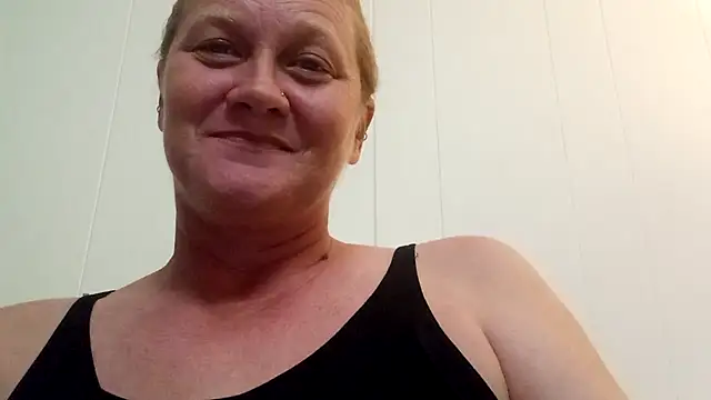 Snapshot of wetnwildforyou chatting on October 2025 02:00:02 AM wetnwildforyou online show from October 2025 02:00:02 AM