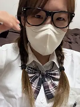 Snapshot of daiyo_kai_Gutara chatting on October 2025 01:11:01 PM daiyo kai Gutara online show from October 2025 01:11:01 PM