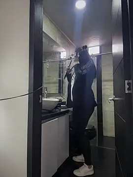 Mila LS online show from December 2025 12:56:02 PM