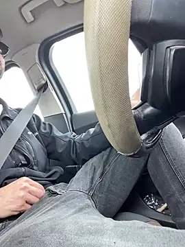 YJeromZCoxk online show from March 2025 11:01:02 AM