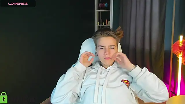 Jean Wilsons online show from March 2025 10:33:02 AM