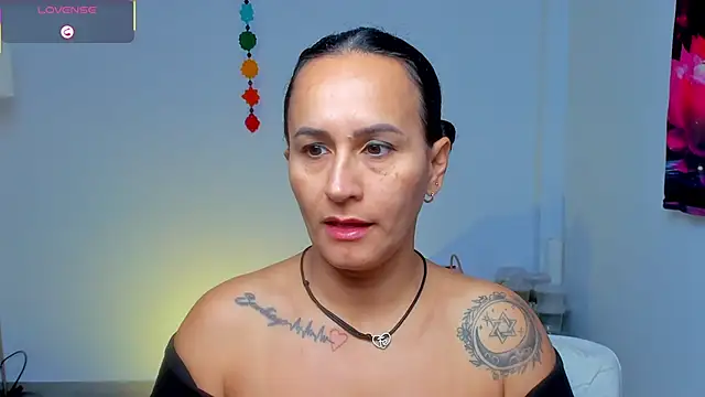 Snapshot of Sara_Charmy chatting on May 2026 10:53:01 AM Sara Charmy online show from May 2026 10:53:01 AM