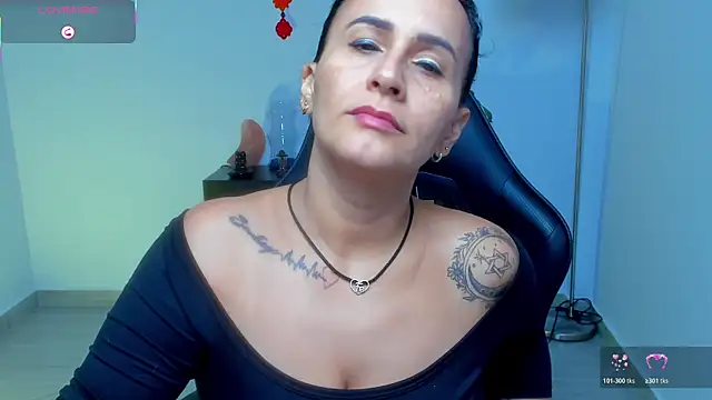 Snapshot of Sara_Charmy chatting on May 2026 11:05:01 AM Sara Charmy online show from May 2026 11:05:01 AM
