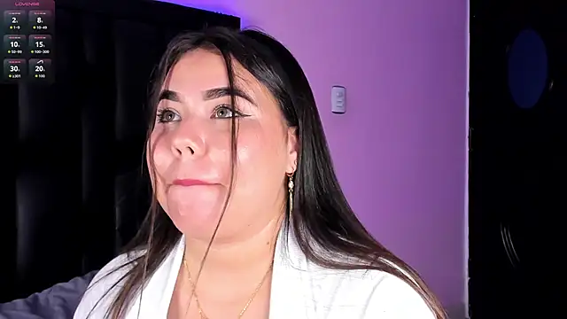 Snapshot of MadissonLee__ chatting on October 2025 07:21:02 PM MadissonLee online show from October 2025 07:21:02 PM