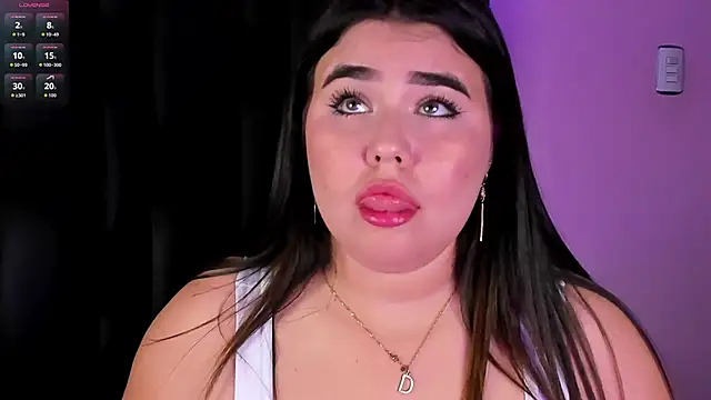 Snapshot of MadissonLee__ chatting on October 2025 07:27:02 PM MadissonLee online show from October 2025 07:27:02 PM