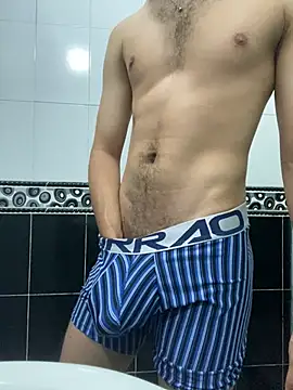 18 ALExxx online show from March 2026 03:58:02 AM